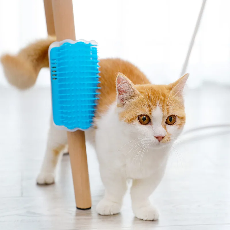 Cat Corner Self-Groomer 3