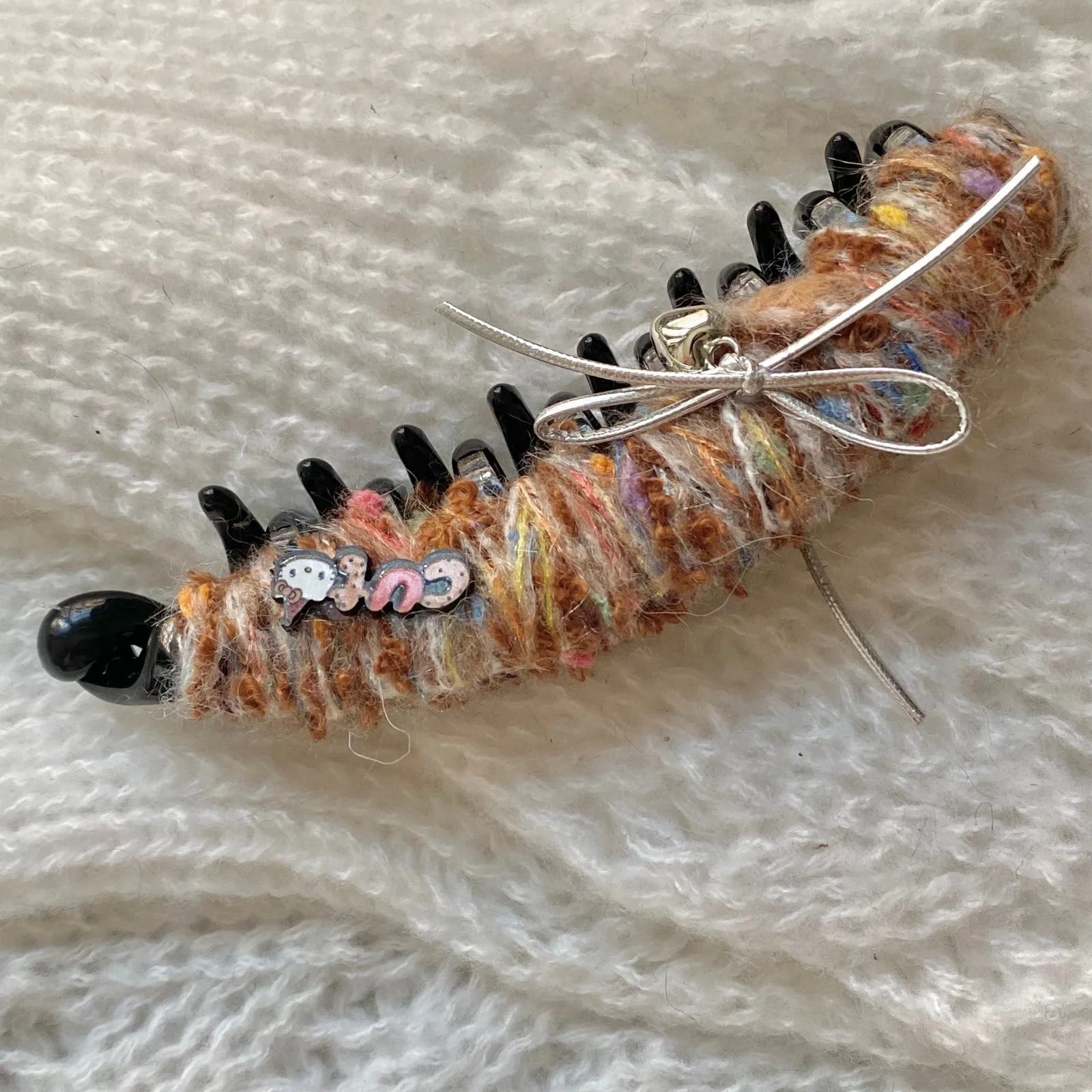 1PC Autumn Knit Hair Claw Clips Set, Colorful Yarn Wrapped Hair Grips, Cute Cartoon Decor Hair Accessories For Women