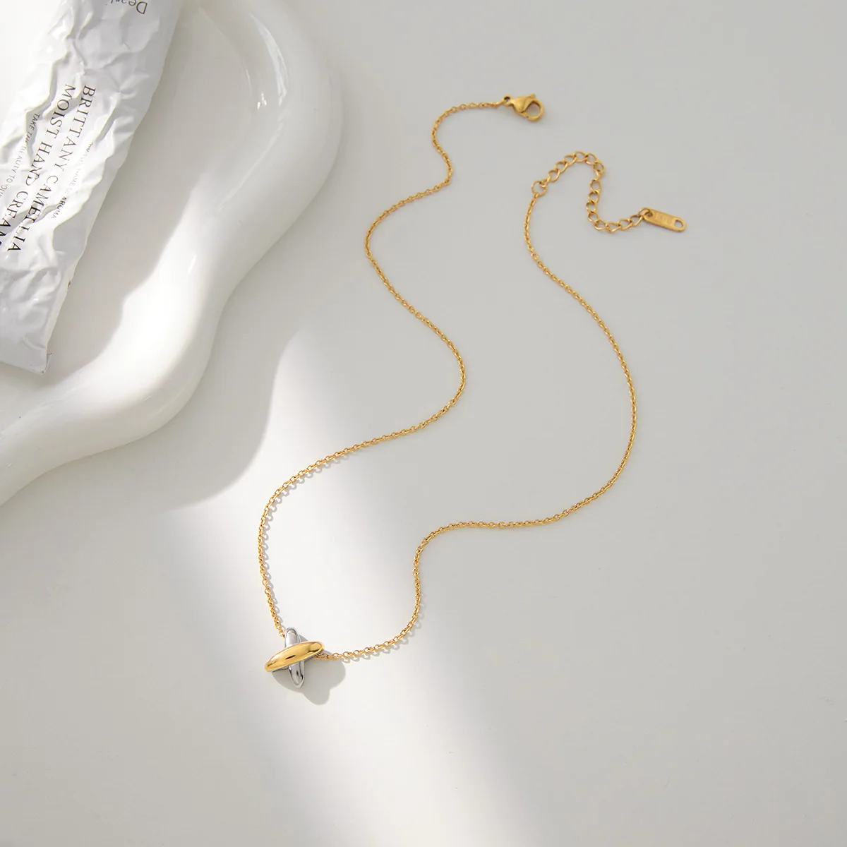 New Stainless Steel Gold&silver Double Color Mini Wide Cross Pendant Neckalce 18K Gold Plated Stackable Chain Choker Non Tarnish