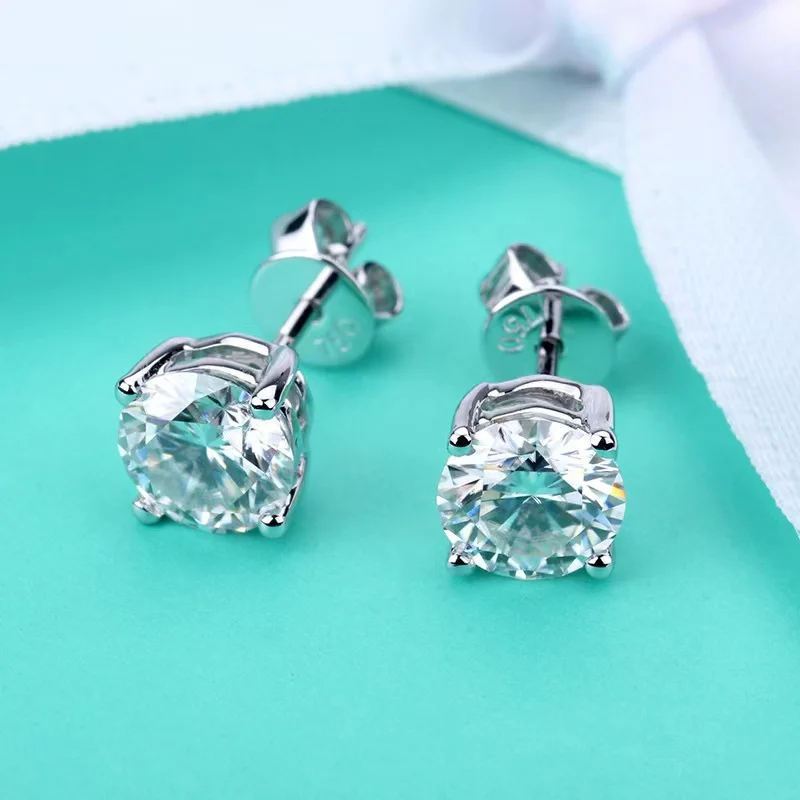

Classic 4 Prong 0.5-1ct D Color VVS1 Round Moissanite Stud Earrings for Women 925 Sterling Silver Synthesis Moissanite Ear Studs