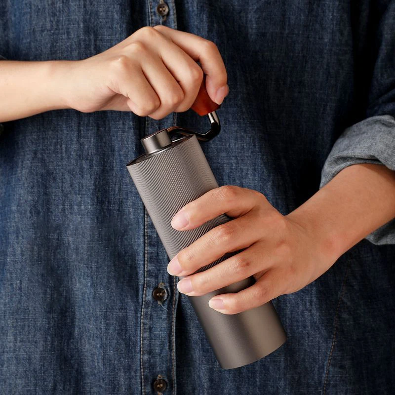 High Quality Aluminum Manual Coffee Grinder Stainless Steel Burr Coffee Grinder Mini Coffee Milling Tools 3