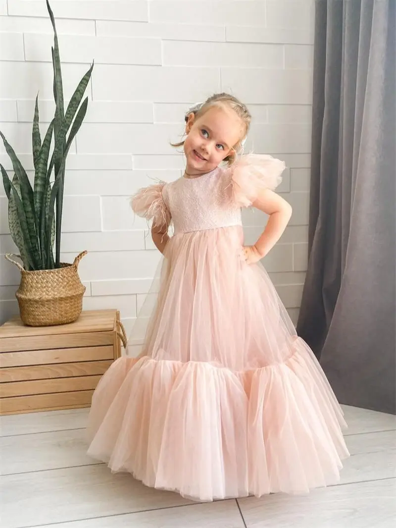 

Light Pink Tulle Flower Girl Dresses Vitality Feathers Ruffles Floor Length Custom Made Kids Party Dress