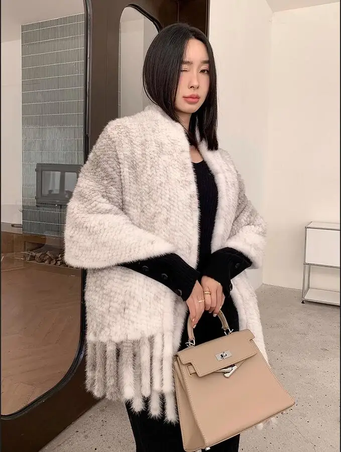 Рисунок 4 - Вязаный шарф из натурального меха