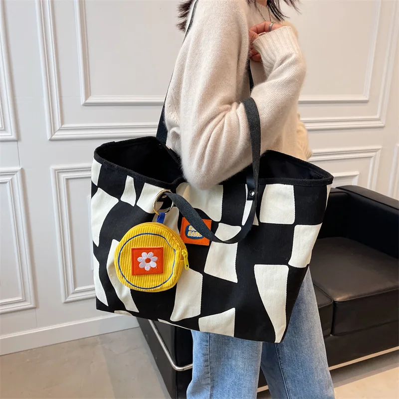 thumbnail image 1 of CGCBAG Bolso de mano de lona con capacidad de almacenamiento informal para mujer, bolso de hombro sencillo para ir al trabajo, bolsos de diseñador de moda, 1 of 5