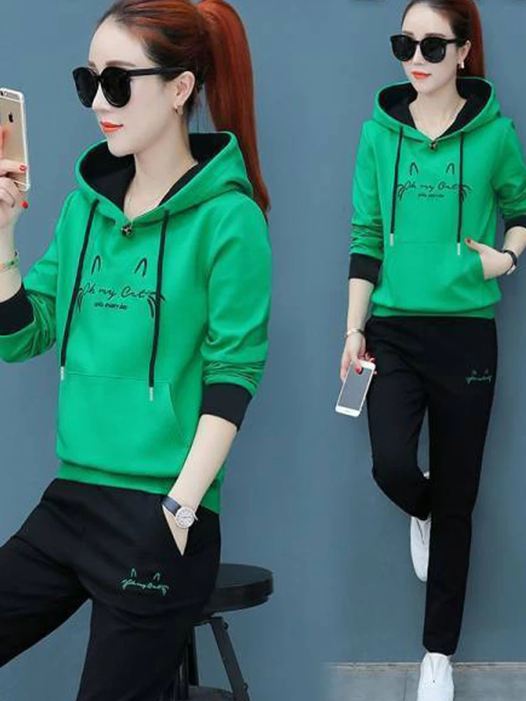 920 Green suit