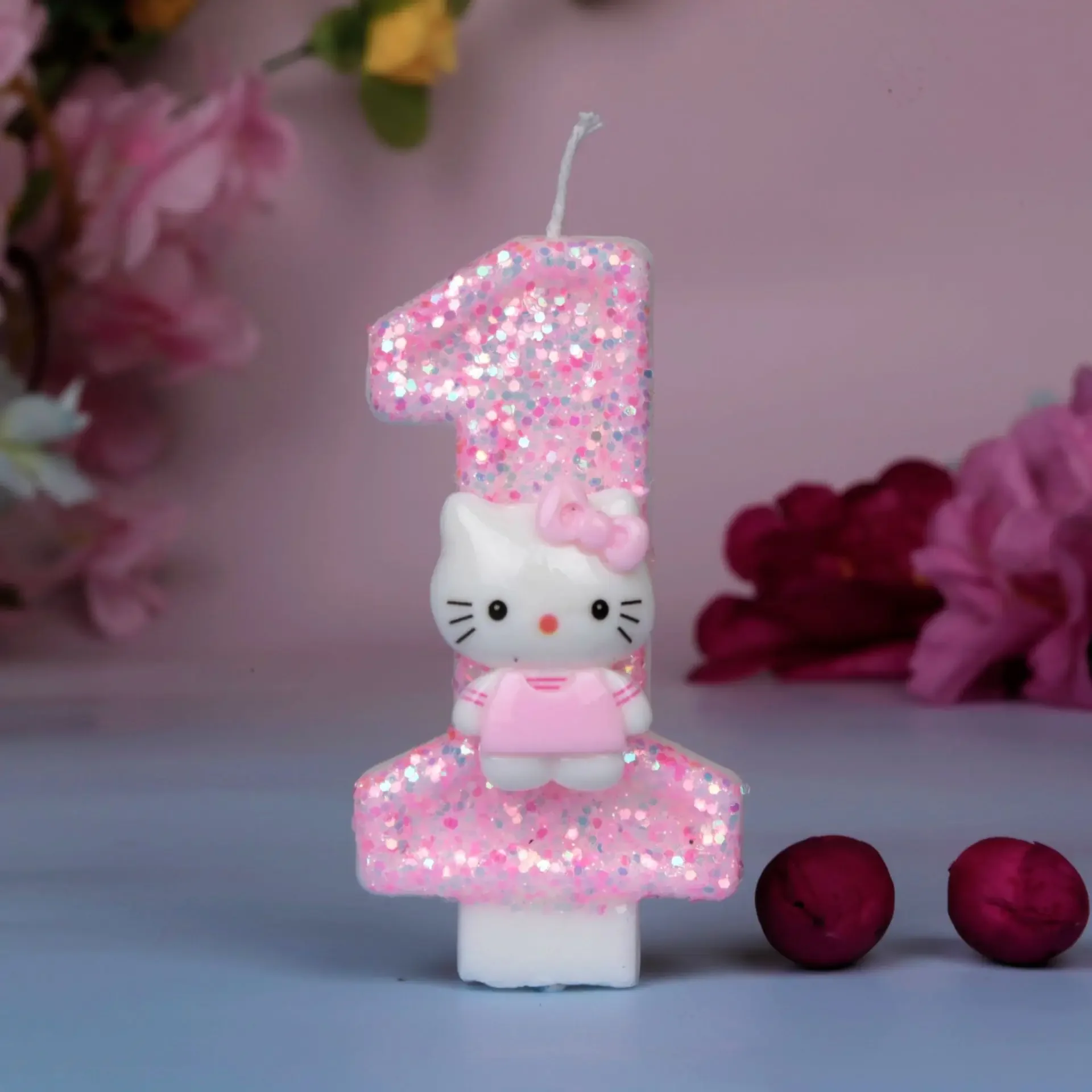 Candela con cifre Hello Kitty Sanrio Pink Cartoon Cake Topper Nuova cera  leggera Decorazione per feste di compleanno Puntelli Candele da tavolo  centrale Regalo - AliExpress, image size:1920x1920