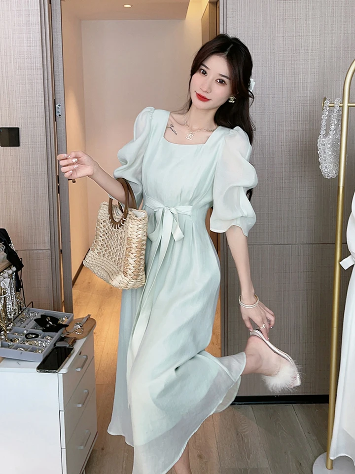 ヒューデイトゥーイブニング PUFF-LONGSLEEVE DRESS （Dress Puff  