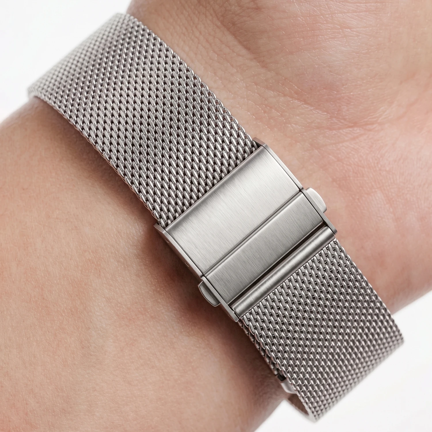 Elegant Milanese Loop Mesh Stainless Steel Bracelet with Deployment Clasp - Silver/Black