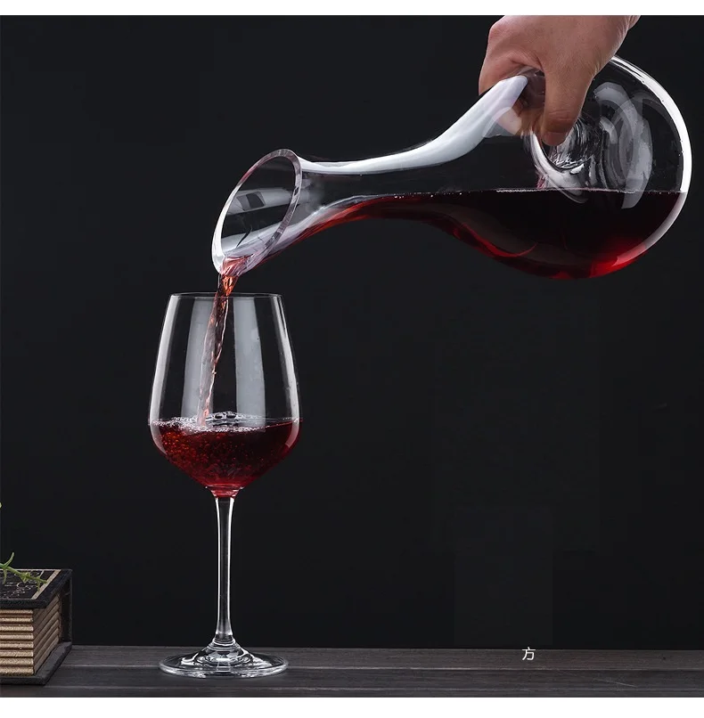 Description Picture 3 of itemCrystal Glass Wine Decanter, Wine Dispenser, Shaker, Creative Styling Barware, Wine Separator, Bottles, 1150ml