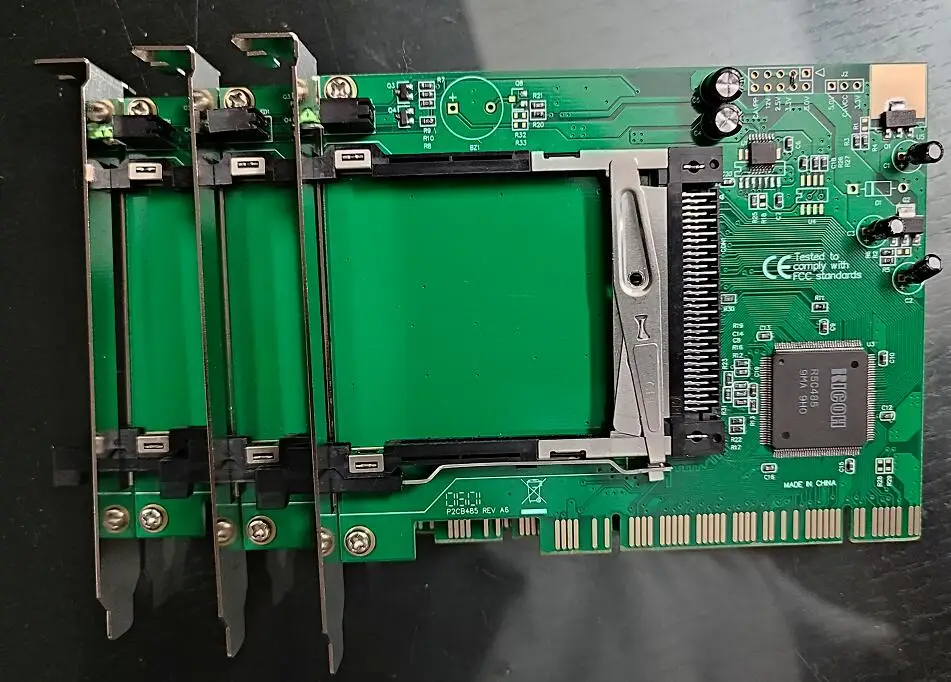 Pci para Pcmcia P2cb485 Novo Pci-pcmcia pc Card Ata p2 a2 Cartão Sram Card Reader Suporta 16 32bit Cardbus Functioricoh R5c485 Chip