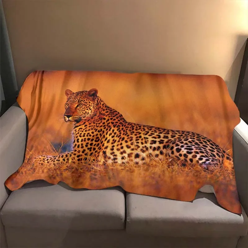 

Leopard Animal Pattern Flannel Throw Blanket Soft Warm Lightweight Sofa Couch Bed Decor Camping Traveling Nice Gifts Kids Adults