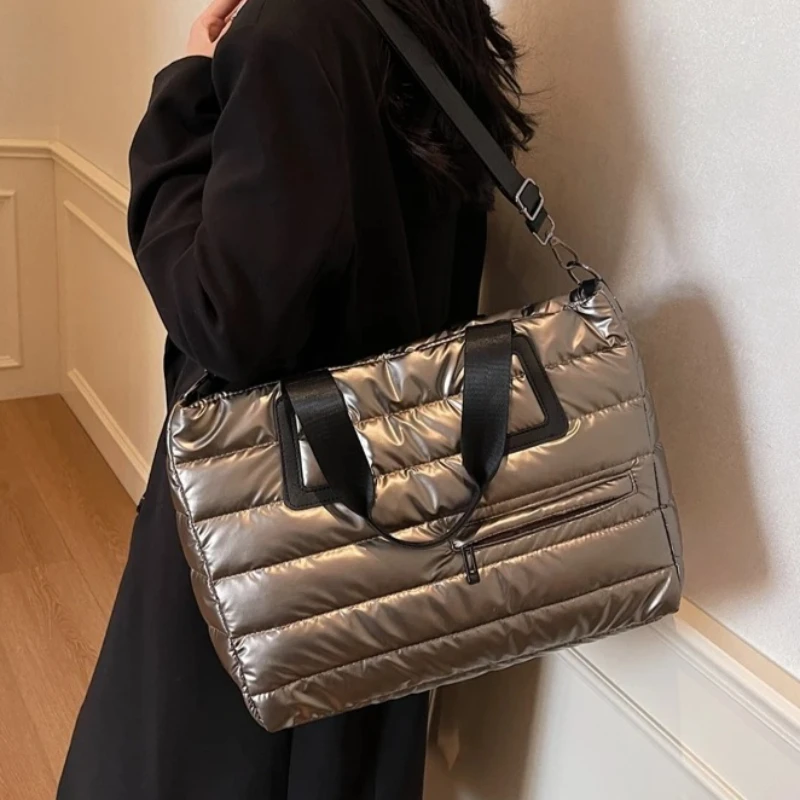 Large Capaci Casual Sle Women's down Cotton Jaet Bag Autumn Winter Versatile 2026 New Crossbody Bag Commuter Tote Bag Handbags