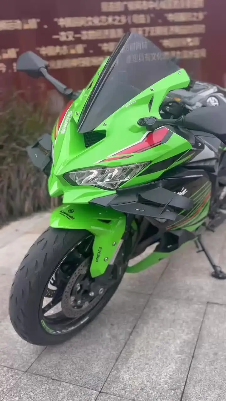 Black Winglets for Kawasaki ZX-25R 2020-2024