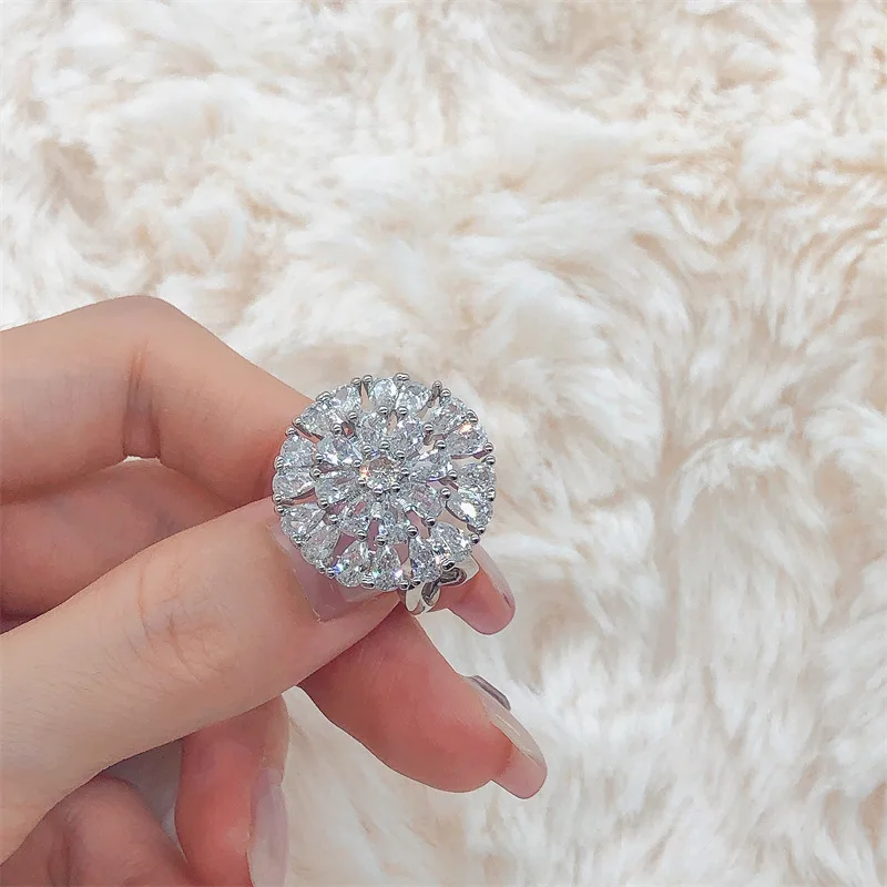 

Корейский нишевой дизайн, стиль ins, роскошная супервспышка, Круглый Циркон, полый, эргономичный, простой и универсальный, необходимый для путешествий