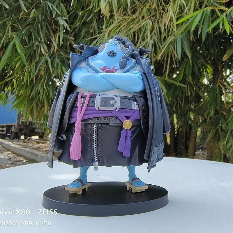 Figura One Piece Jinbei Teatral DXF 16cm