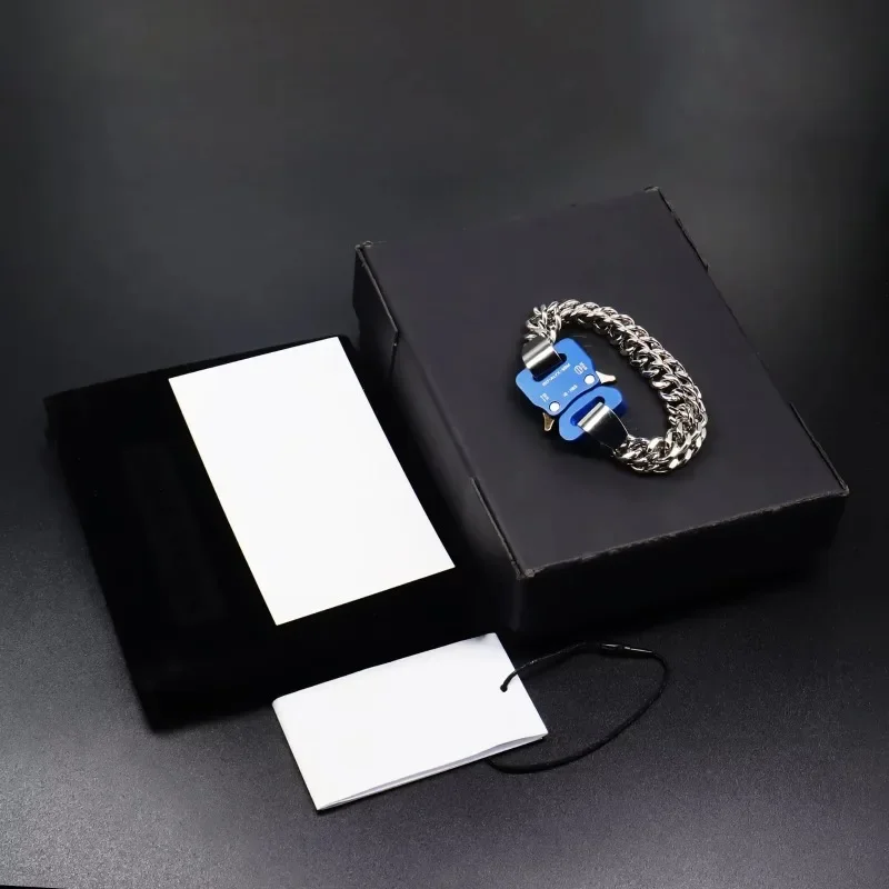 【1017Alyx x 9SM】送料/関税込 L BUCKLE BRACELET MUSINSA | 1017 ALYX 9SM Metal Buckle Bracelet - Silver