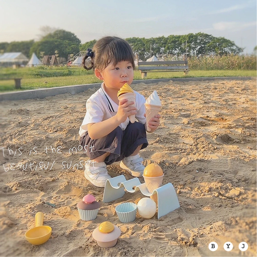 Summer Beach Toys Premium ABS Children Beach Play Sand Tools Ice Cream Shape Water Play Tools Portable for Children Kids for Fun 5