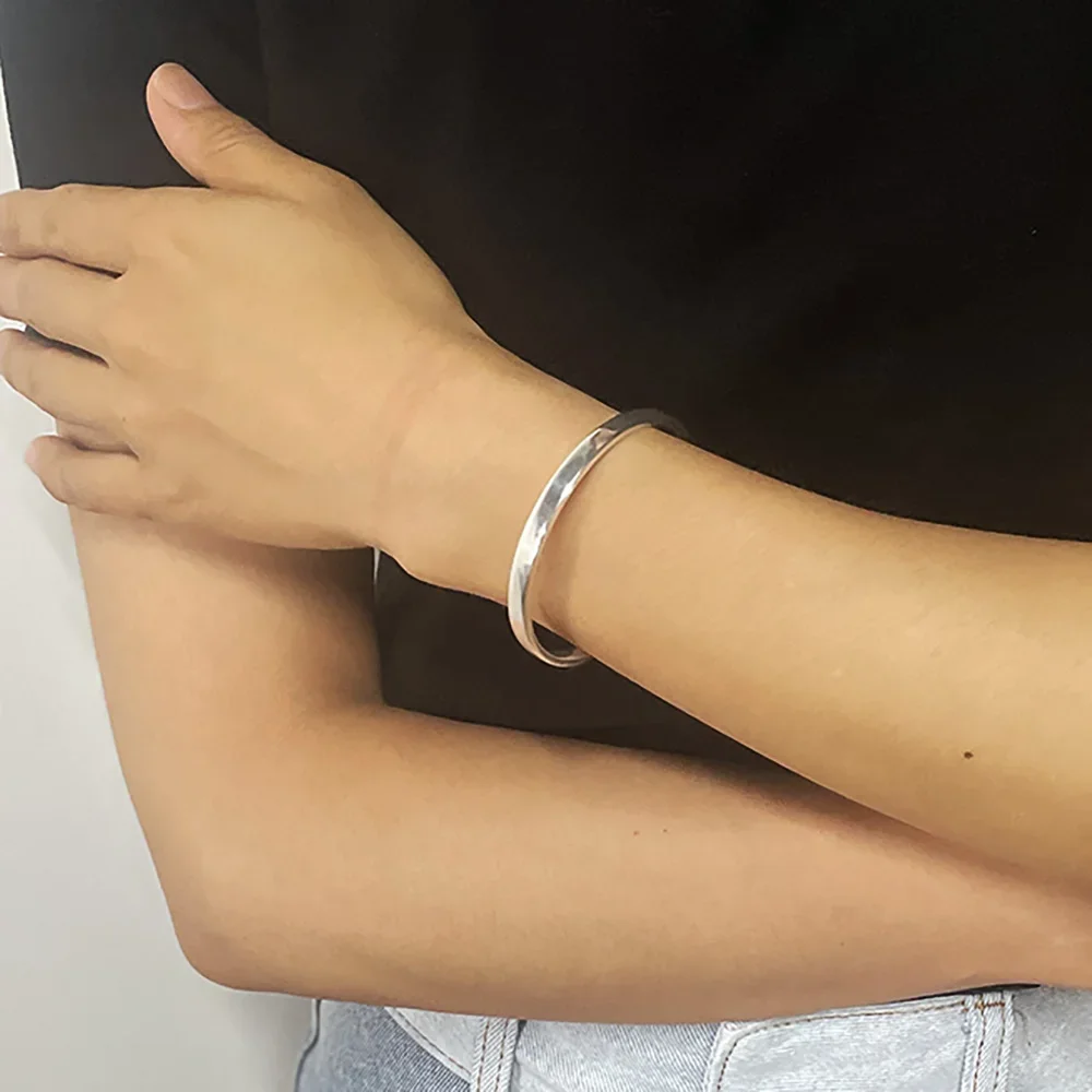 ブレスレット BLENDOFF Ordinary Minimal Round Cuff Bracelet 4mm Silver 925 Real 999 Sterling Silver Simple Smooth Cuff Bracelet Men and