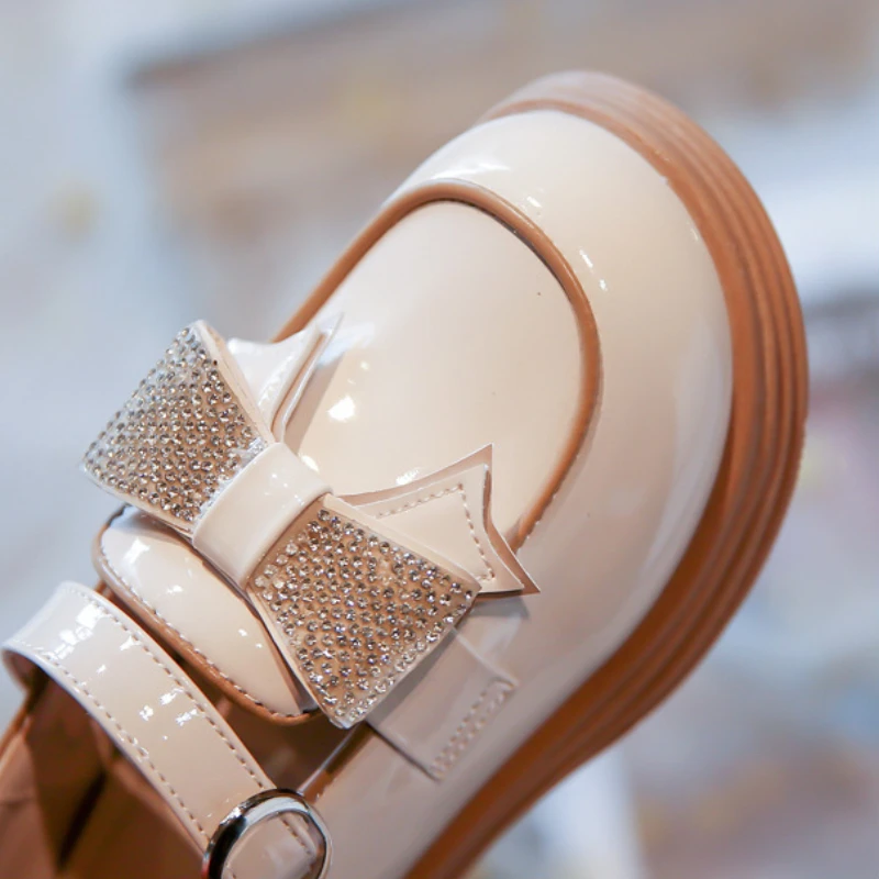 Fashion Girl Shoes New Fashion Versatile Leather Shoe Comfort Non Slip Casual Kids Shoes Exquisite Elegant Classic Princess Shoe