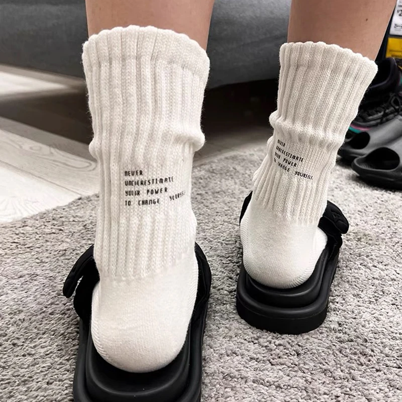 

Men's Vintage Male Letter Medium Tube Socks Japanese Solid Thickened Sports Socks Towel Bottom Couple Socks Knitted Sports Socks