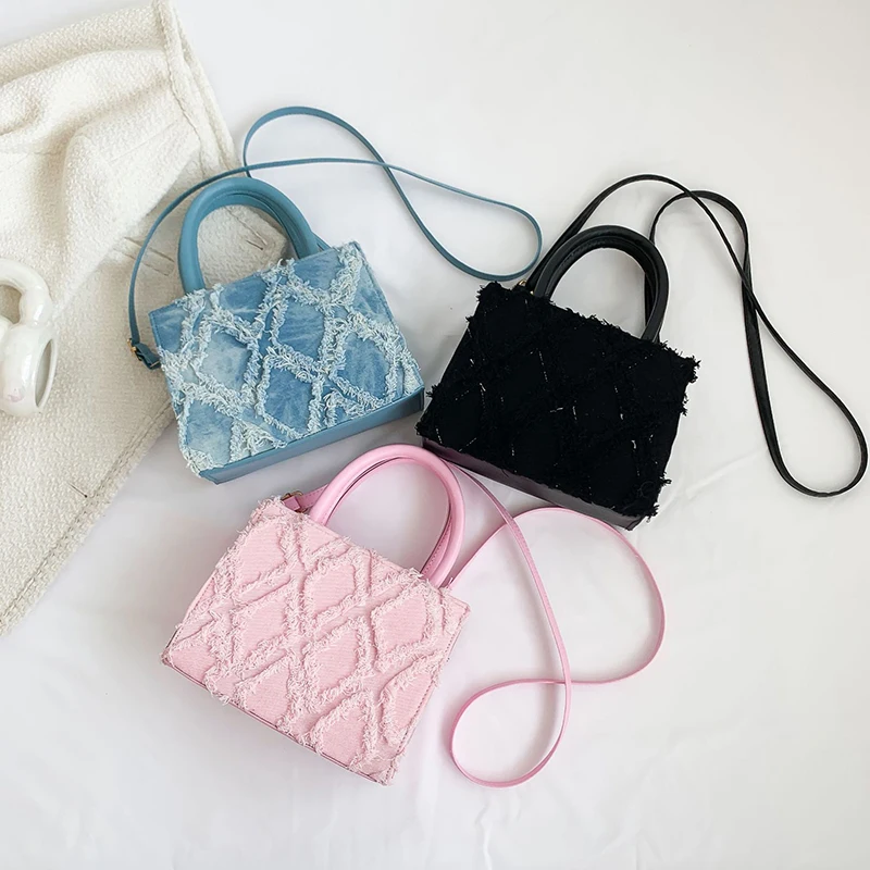 Women's Color Block Diamond Grid Crossbody Bag - PU Leather Small Square Bag With Adjustable Strap - View #7