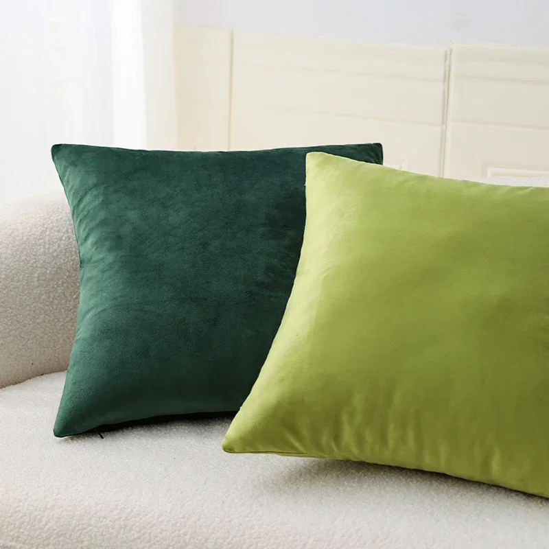 Emerald Velvet Decorative Pillowcase - Luxurious 18x18 Inch Accent