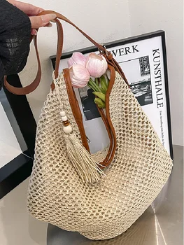 Borsa a tracolla da spiaggia casual 2025 Nuovo arrivo estivo Popolare erba intrecciata Borsa da donna di design alla moda Borse da viaggio in paglia al mare 1