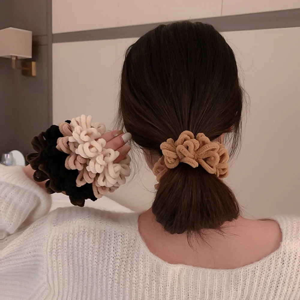 Plush Hair Ring Ladies New Exquisite Hair Rope Fashion Beautiful Rubber Band Simple Temperament Tie Head Rope Hair Accessories new single ring buckle fashion ladies waist belt pu leather metal buckle heart pin strap for leisure dress jeans wild waistband