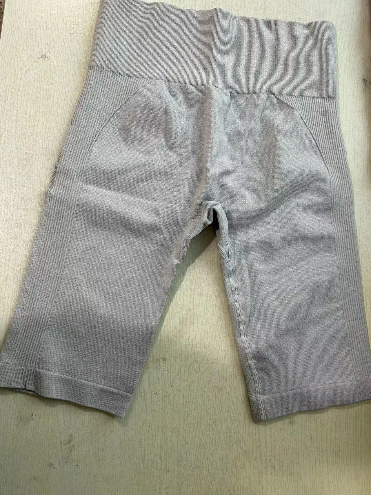 Leggings de yoga taille haute pour l'entraînement des femmes