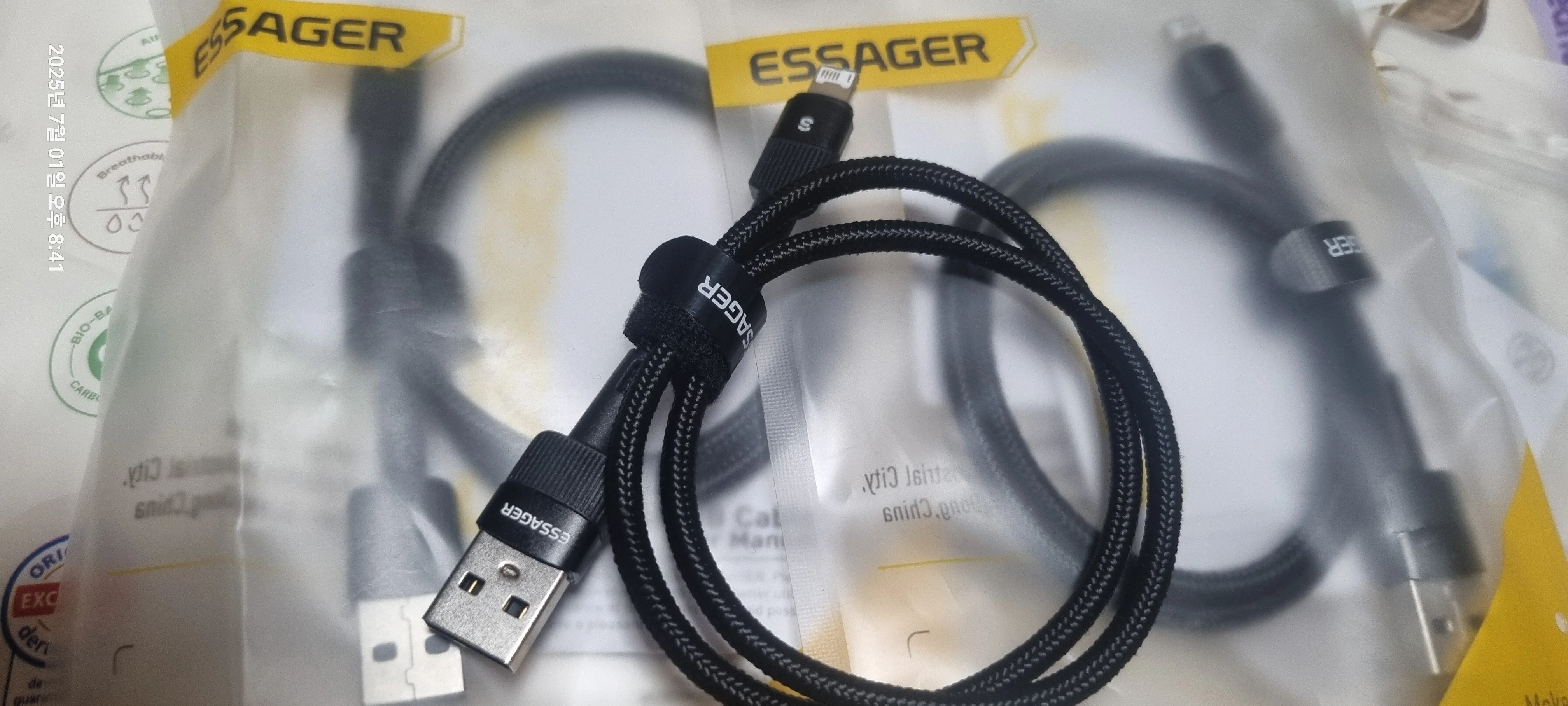Essager Fast Charging For iPhone Usb Cable 11 12 13 Pro Max Mini Xs Xr X SE 8 7 6 Plus 6s 5 5s 2.4A Wire For iPhone Charger Cord photo review