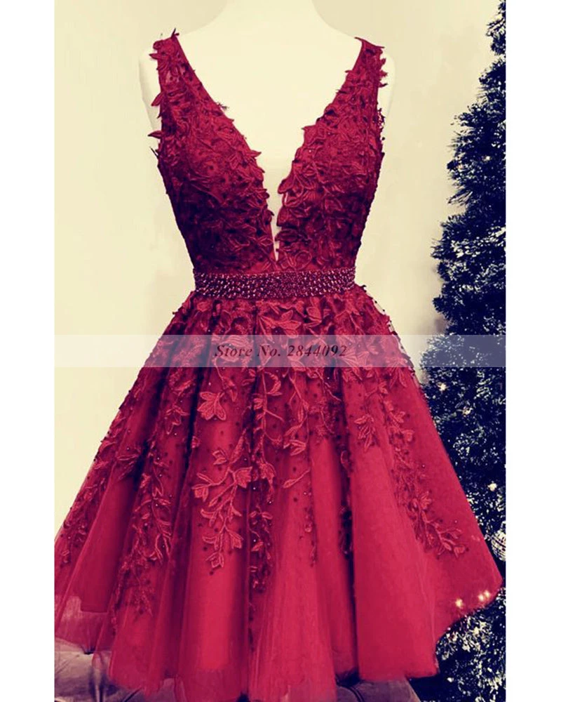 Dark Red Lace Short Homecoming Dresses V-Neck A Line Tulle Appliques Beaded Formal Graduation Mini Cocktail Prom Party Gowns