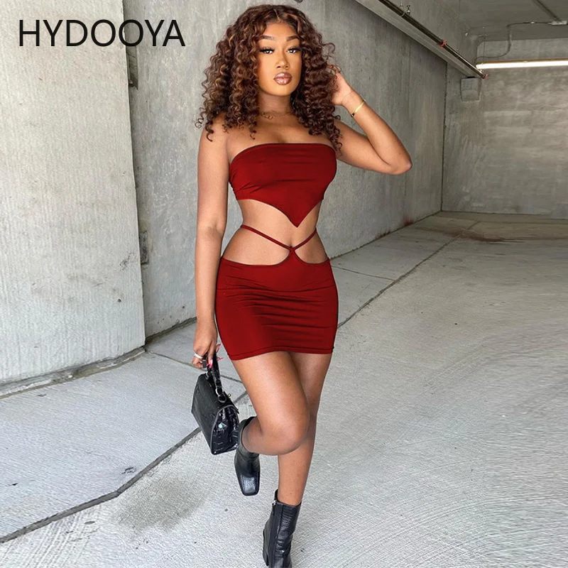 

Сексуальные комплекты из 2 предметов с открытыми плечами, привлекательный необычный кроп-Топ без бретелек с открытой спиной и вырезами, облегающие искусственные элементы