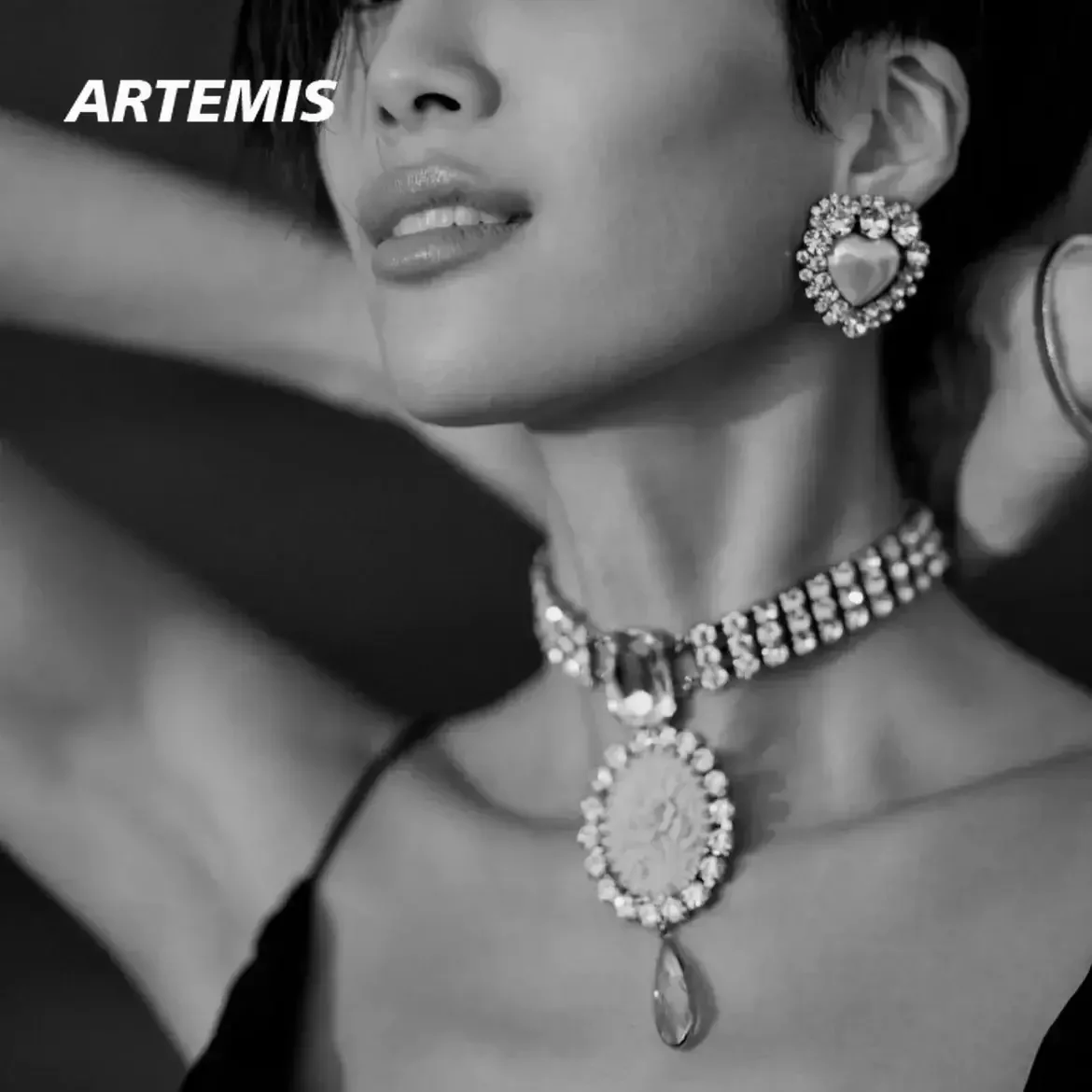 

Модные европейские дизайнерские брендовые жемчужные серьги-клипсы в форме сердца с кристаллами, женские роскошные украшения, модные трендовые серьги