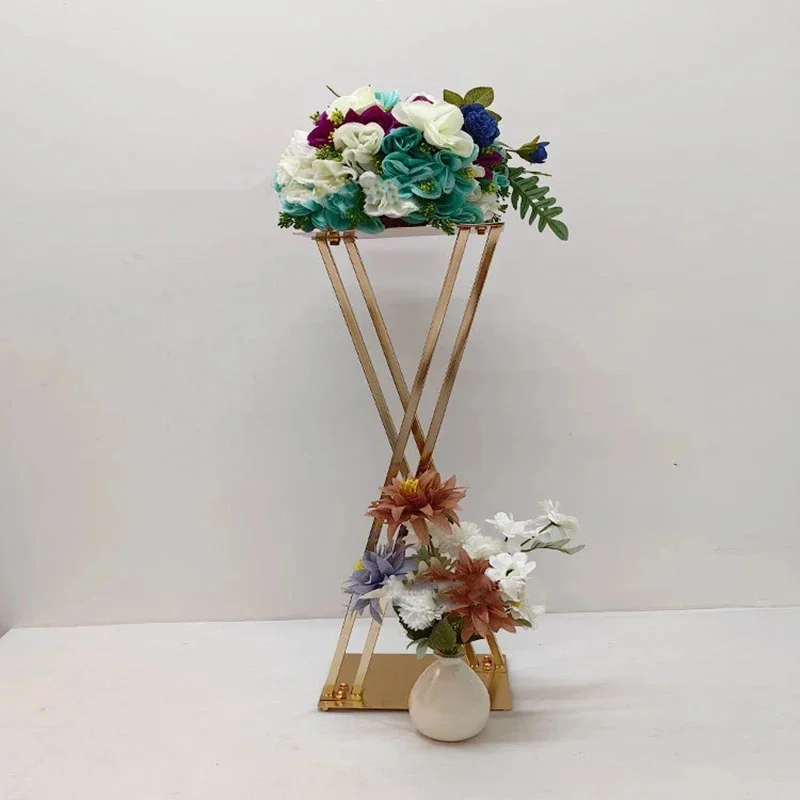 

Gold Metal Flower Stand for Wedding Table Centerpiece, Party Rack, Home Decoration, Road Lead, 31 Inches High, Event 2/ 5 pcs