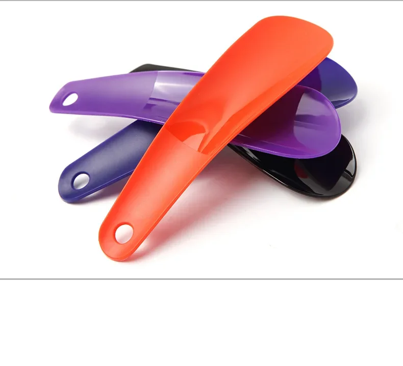 Short Handle Shoe Horn Image 11