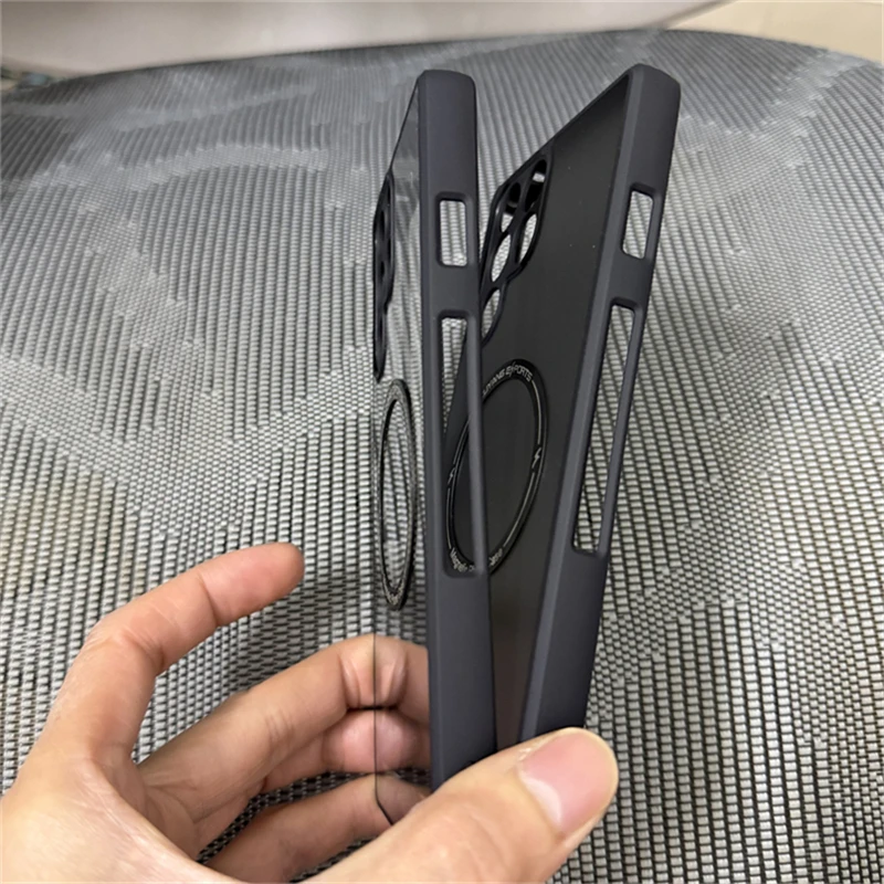 Magnetic MagSafe Matte Transparent Shockproof Bumper Case