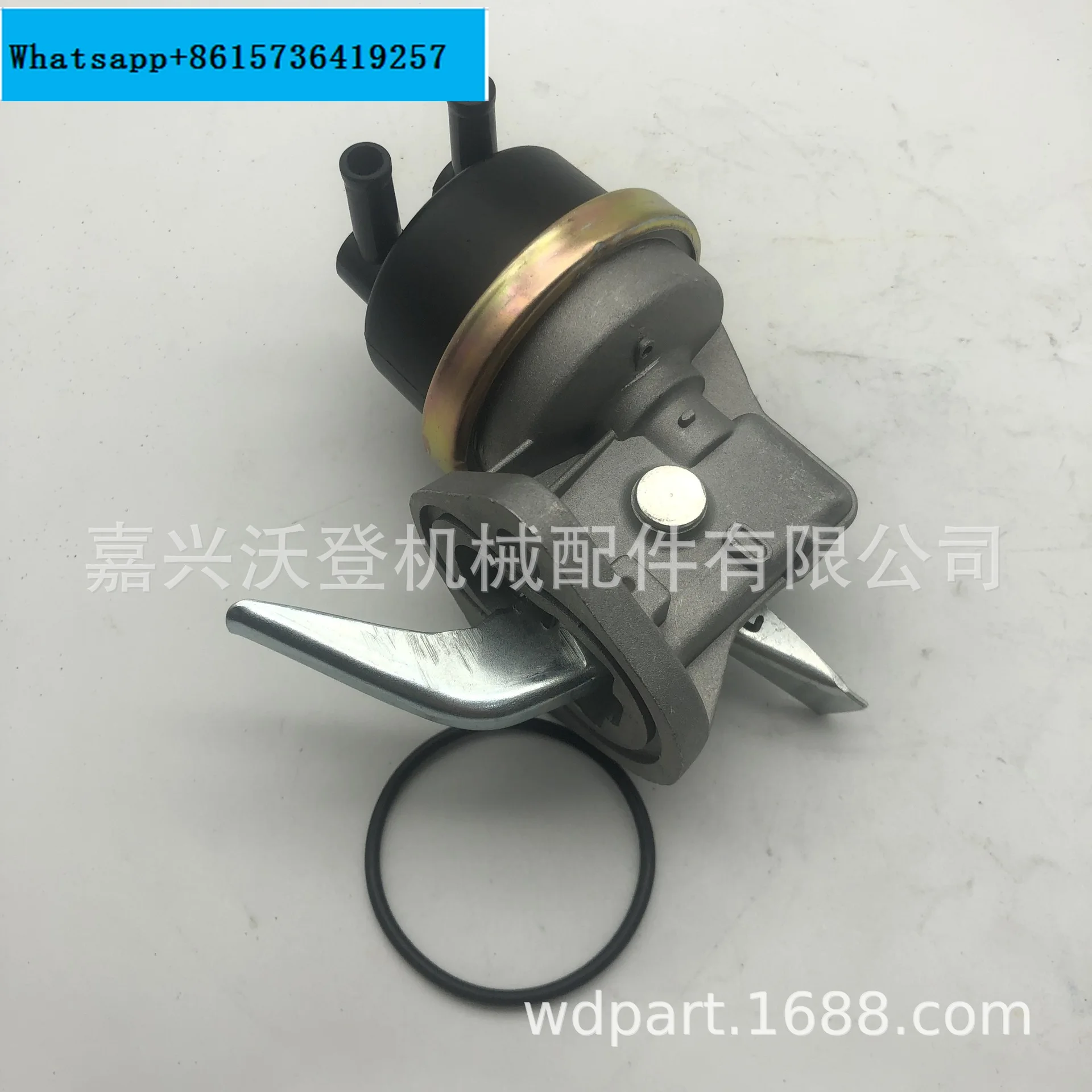 

Топливный насос RE38009 подходит для тракторов 1032, 1042, 1052, 1133