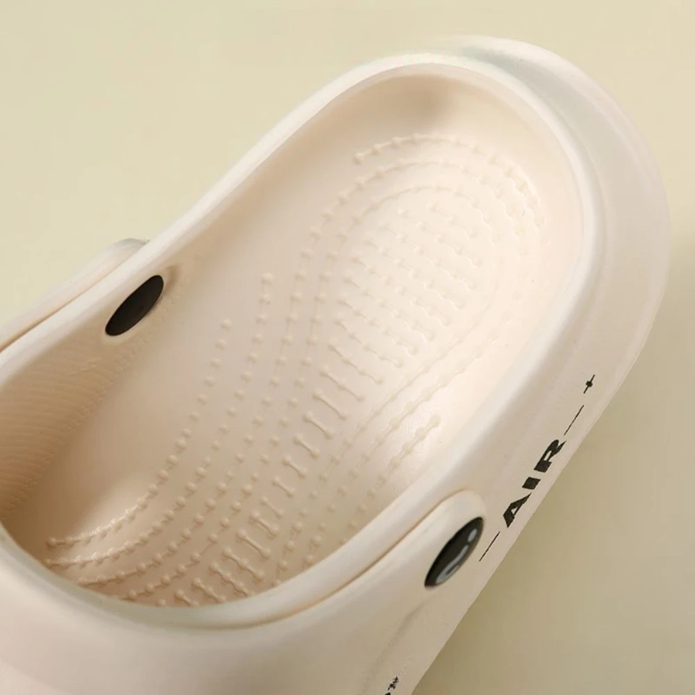 Kids Breathable Outdoor Sandals Summer Non-Slip Thick Sole Closed-Toe Beach Slippers Cute Baby Toe Protection Multiple Sizes