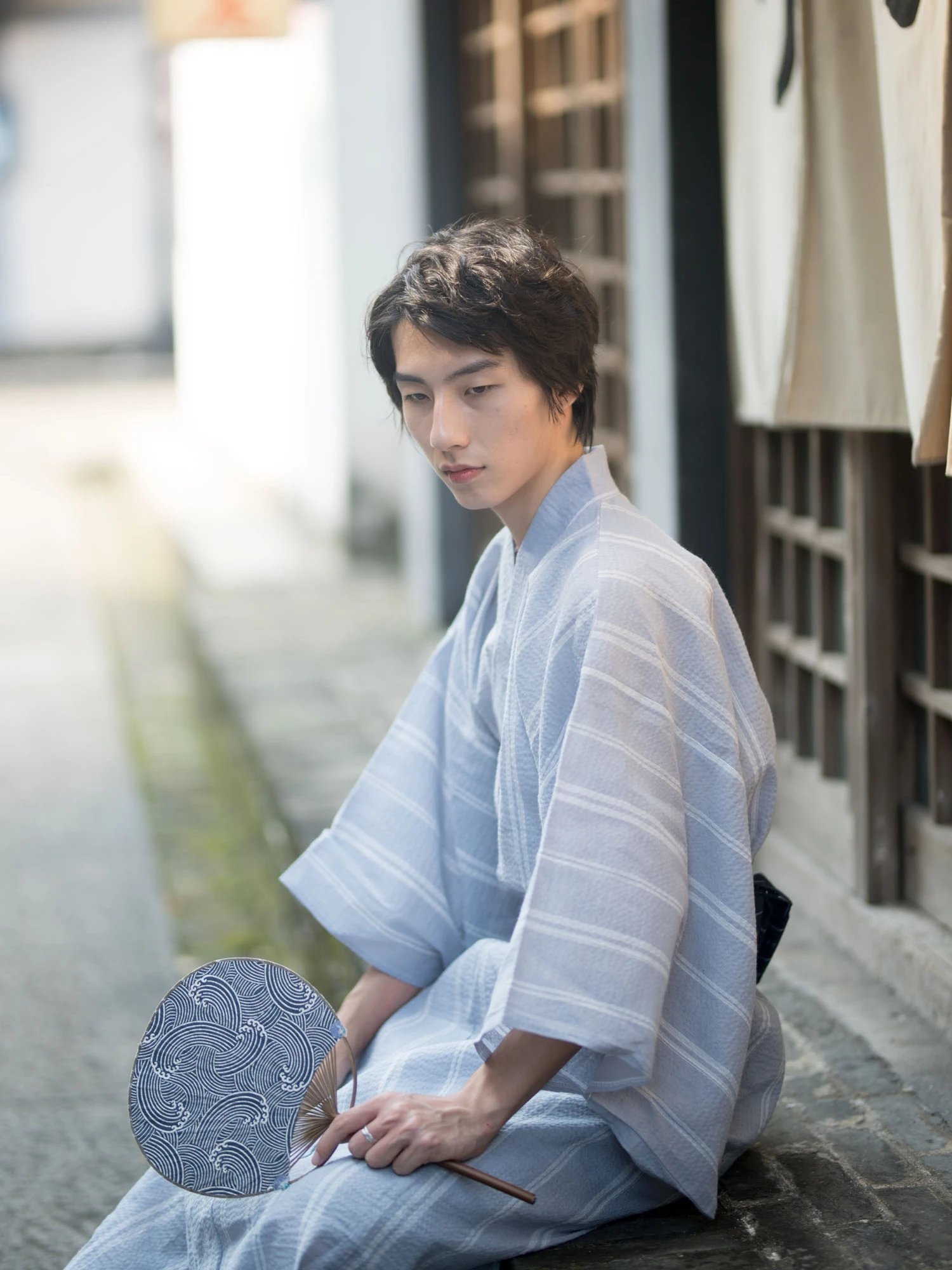 

Men's Japanese-Style Traditional Kimono Formal Dress Bathrobe Light Blue Striped Hot Spring Soup Clothing Japanese Travel Photo