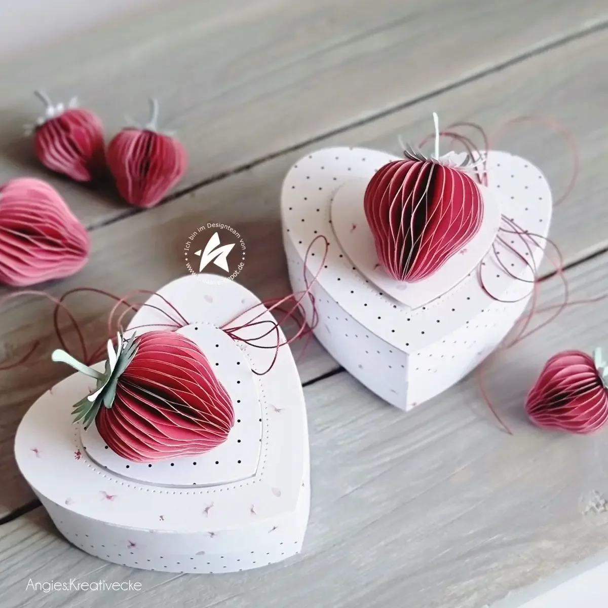 종이 심장 선물과 가방 플레이트 3D 딸기 금속 절단 다이 실리콘 스탬프 스크랩북 스텐실 사진 앨범 카드 DIY 종이