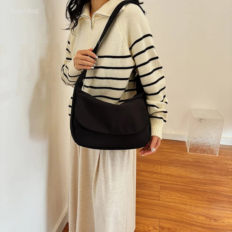 Couple Crossbody Bag Single Shoulder Postman Bag Fashionable Solid Color New Casual Minimalist Nylon Large Capacity