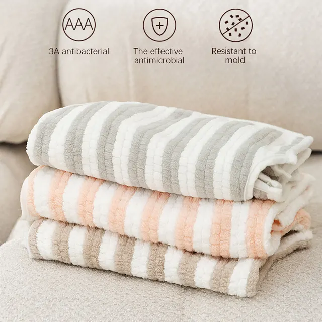 Ultra-Absorbent Dog Bath Towel Super Absorbent Dog Bathrobe Robe For Large/Medium/Small Dog 3
