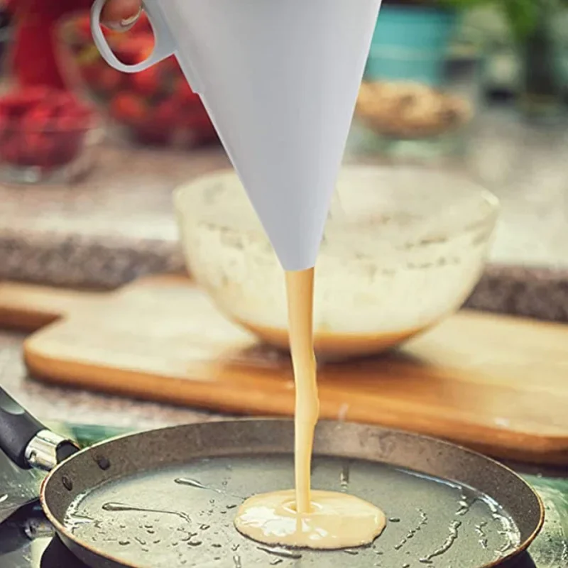 Pastry Tools Hand-held Batter Funnel Chocolate Pancake Cupcake Cookie Mold Cream Liquid Baking Dispenser Adjustable
