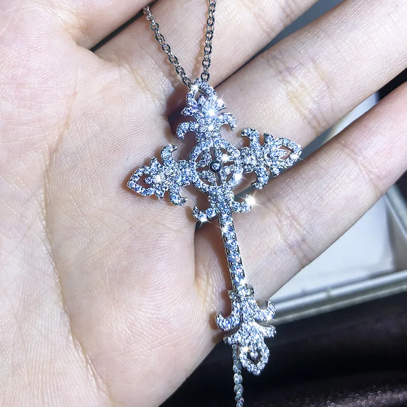 Necklace Men's and Women's Platinum Claw Set Crystal Zircon Cross Pendant Hip Hop Rock Fashion Jewelry