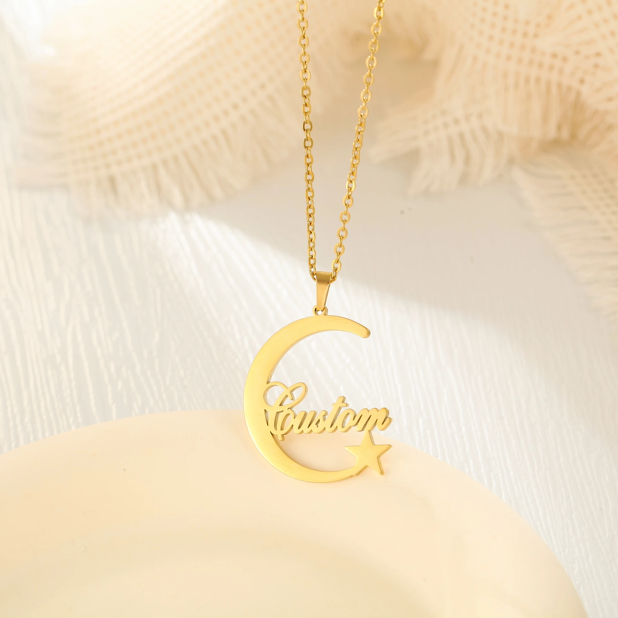 Custom Moon Name Necklace Unique Star Text Jewelry Gift For Children Personalized Fashion Name Pendant