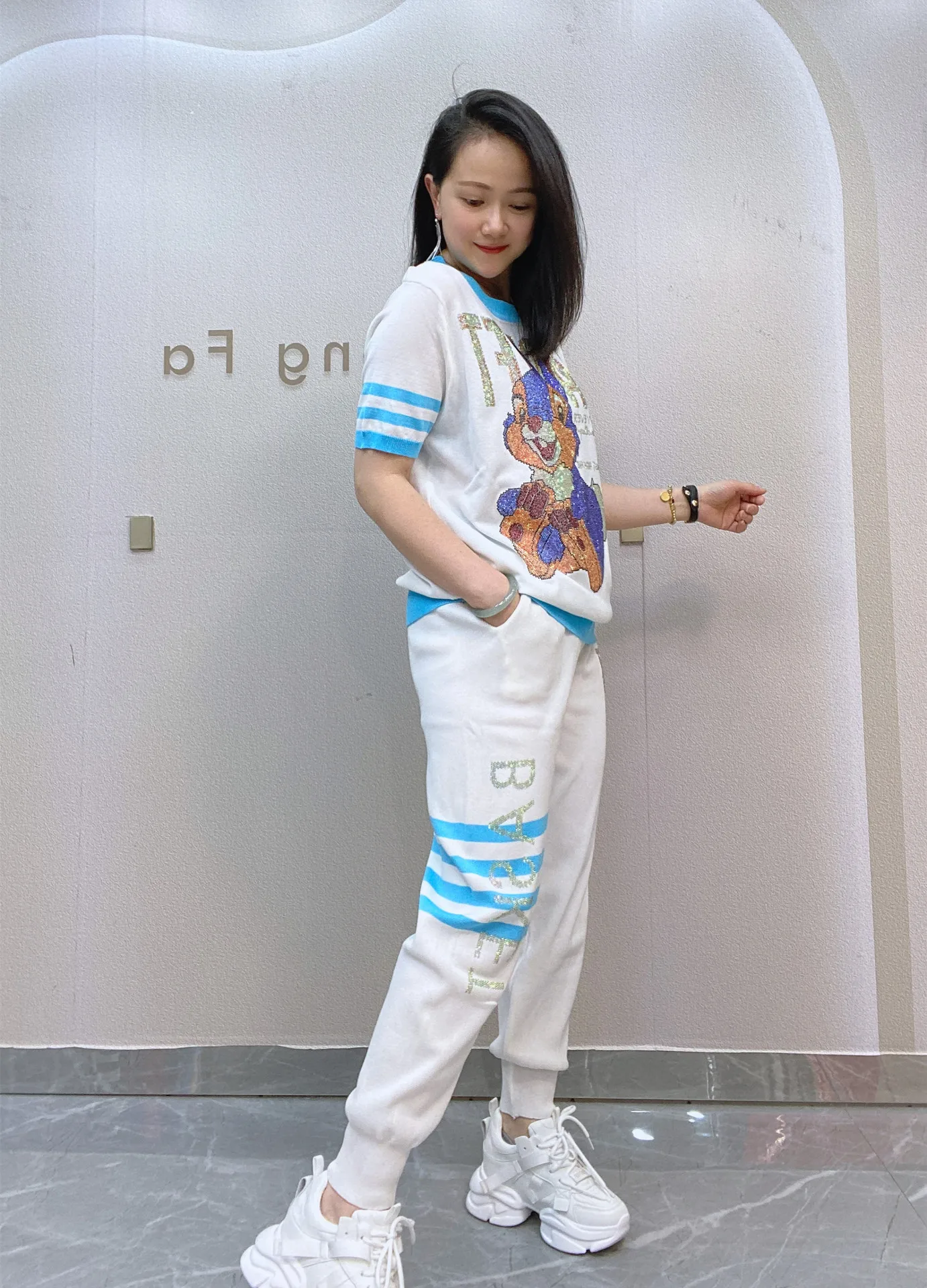 Cartoon Rabbit Sequins Knitted Long Pant Sets Tracksuit Women 2 Piece Set Casual O Neck Short Sleeve T Shirt Matching Sets 2024 5