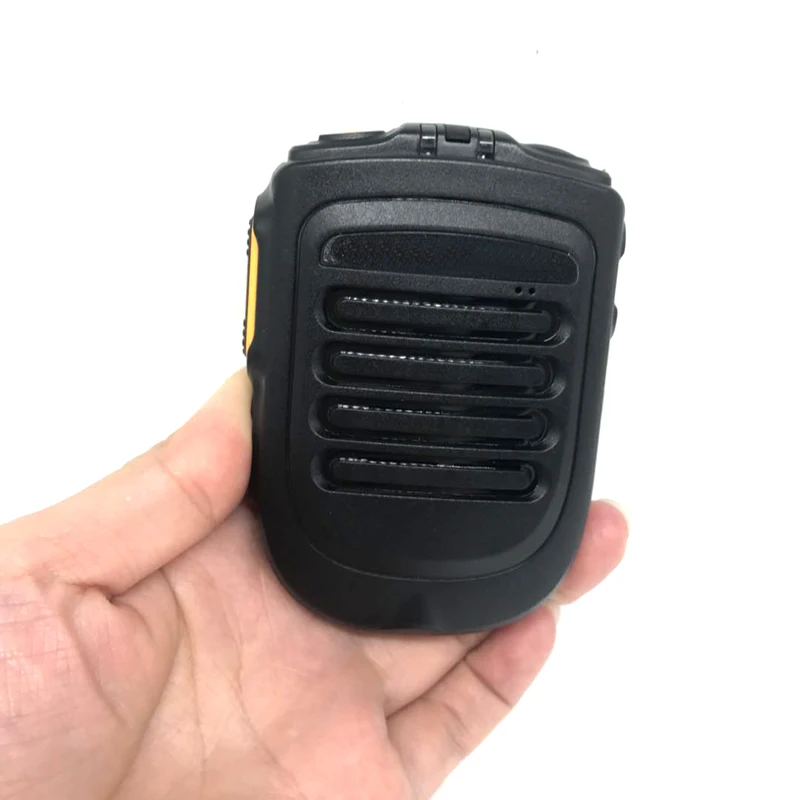 B01 Zello Mini Wireless Bluetooth 4.2 Handsfree PTT Microphone Speaker for Android or IOS Phone Network Radio Walkie Talkie