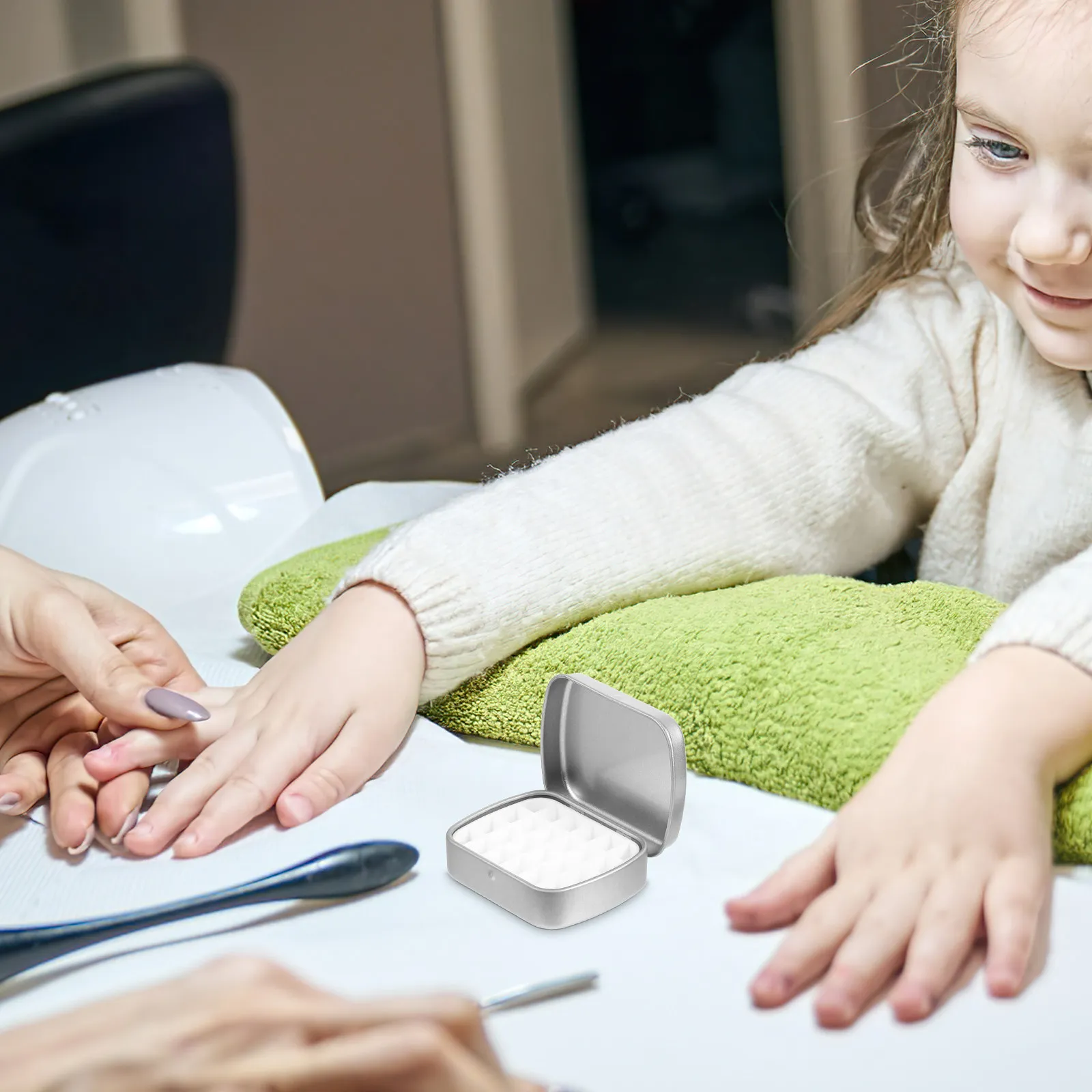 2Pcs 휴대용 수채화 팔레트 상자 24칸 철제 틴 여행 야외 스케치 빈 페인트 보관 트레이 금속