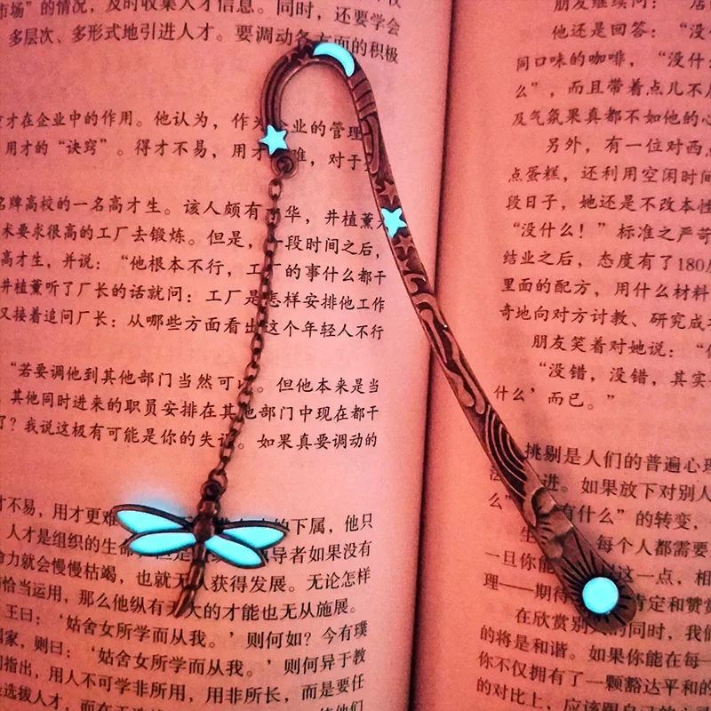 Retro Metal Bookmarks Luminous Feather Book Marks Owl Dragonflies Butterflies Vintage Gift for Teachers Students