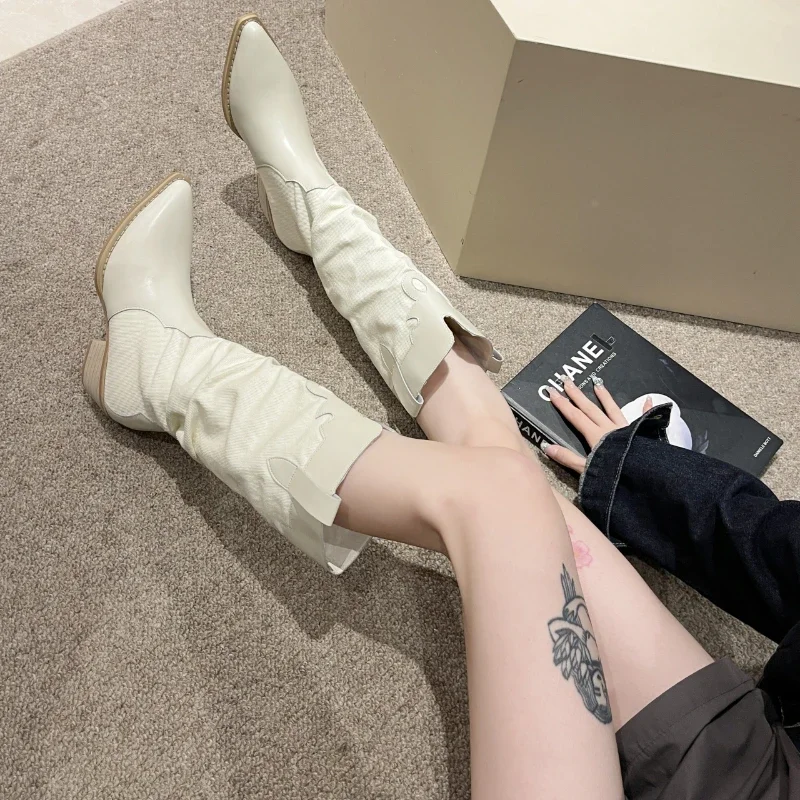 2023 New Western Cowboy Boots for Women Autumn Winter Pointed Toe Sewing Patchwork Med Heel Long Female Shoes Ethnic Style